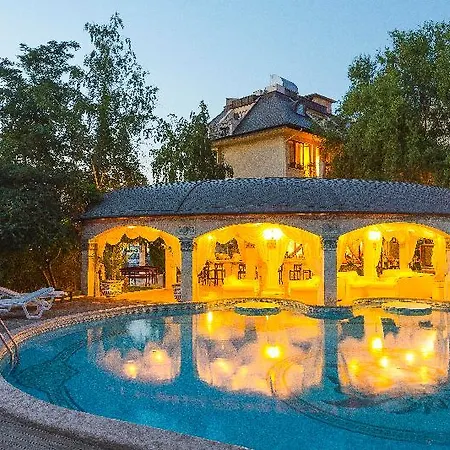 Boutique Orpheus (adults Only)